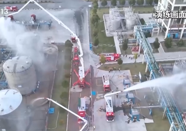 【新聞直播間】多地消防部門演練 提升冬季應急救援能力